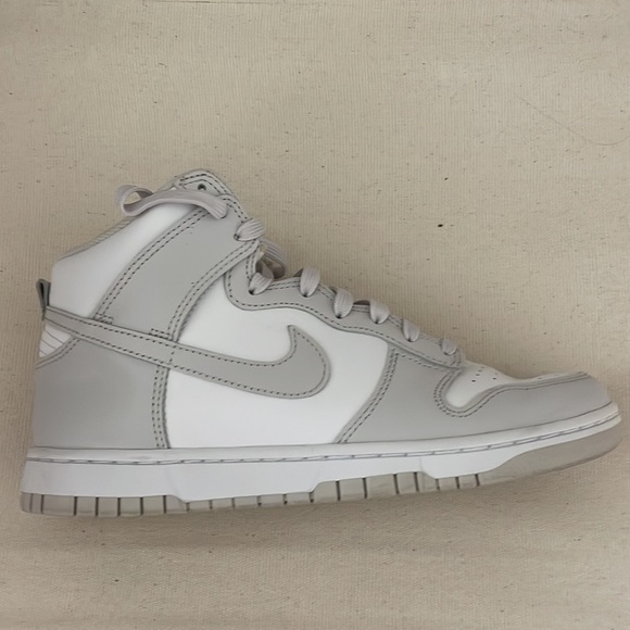 Men’s Nike Dunk High ‘Vast Grey’ - Worn three times DOES NOT COME WITH THE BOX - Picture 3 of 5